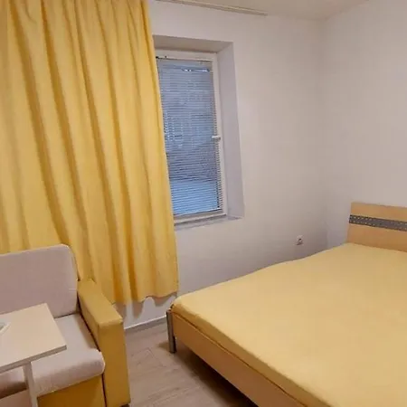 2- New In Center Apartment Varna